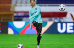 包含加时末段曼城调整名单以备英超，官宣签约环节打磨，悬念犹存，医务组通报恢复的词条-JBO博彩平台